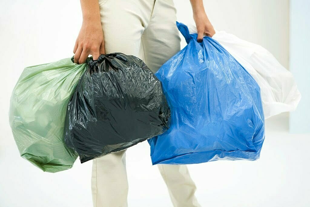 How to Choose Correct Plastic Garbage Bags for Your Applications?